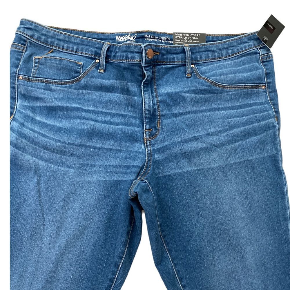 Mossimo Mid Rise Jegging NWT 18/34R medium blue